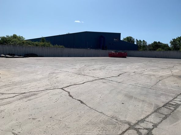2150 Production Road, Kendallville, IN 46755